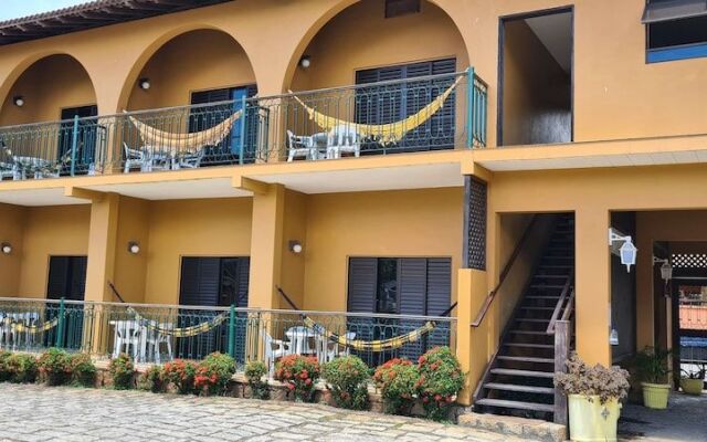 Pousada Casa Amarela