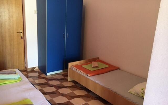 Sor - on the beach - SA1(2+1)