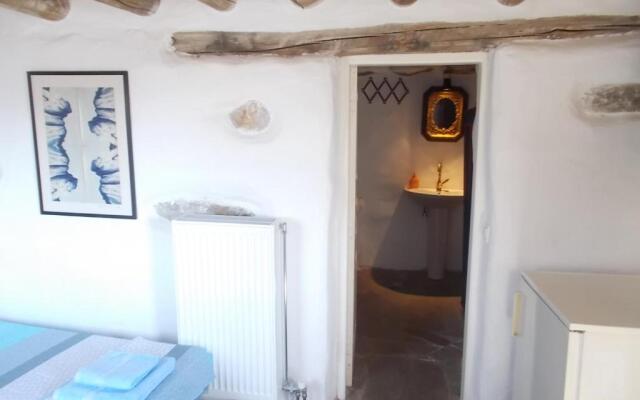 Cyclades Olive Museum's Guest House