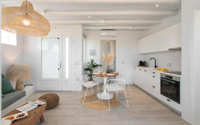 Sunday Luxury Suites Naxos