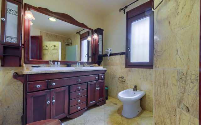 Candado 4 Bed House