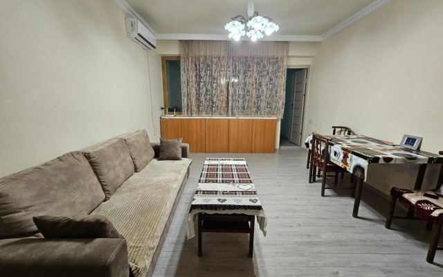 Sunny Apartment close to Erebuni mall