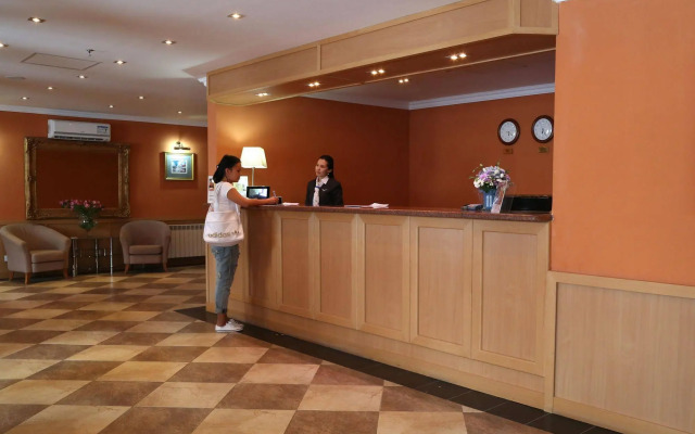 Chagala Uralsk Hotel