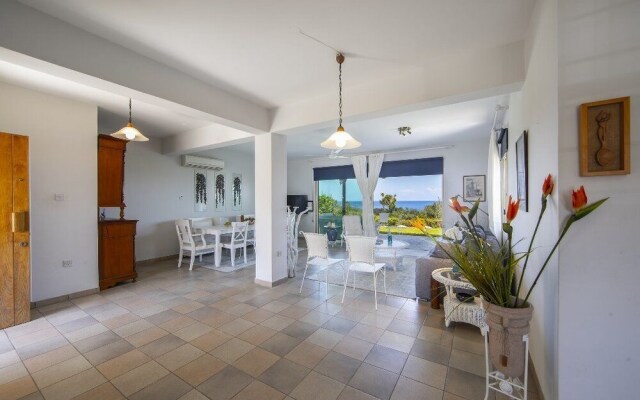 Sirina Waterfront House