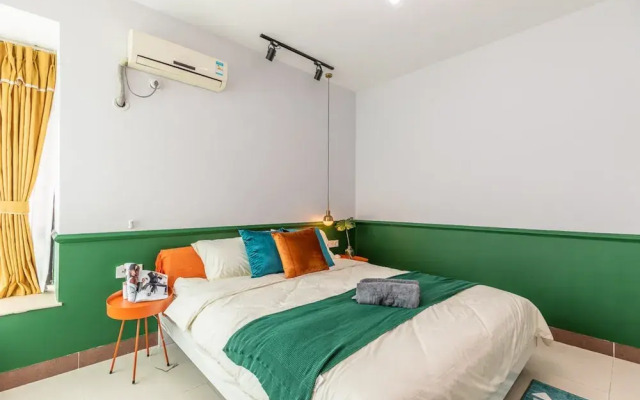 Locals Boutique Apartment Huafa Plaza 29