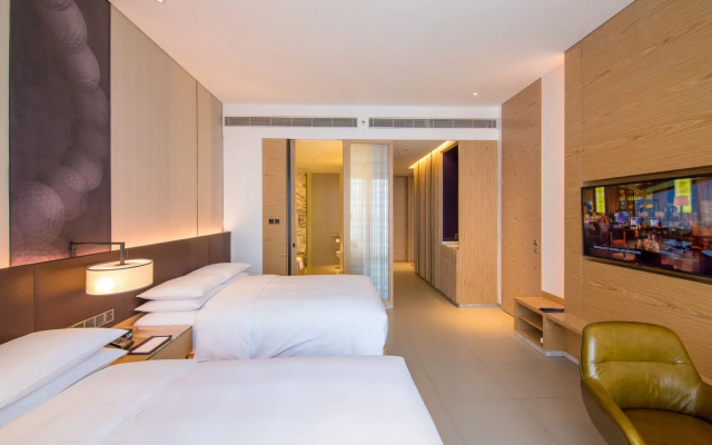 Renaissance Haikou Hotel