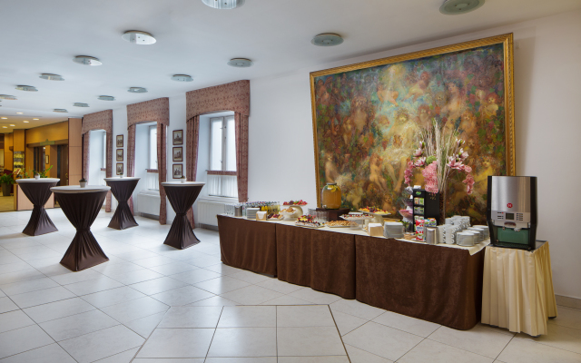 Hotel Benczur