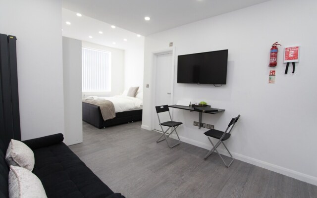 BlueGreen Suites