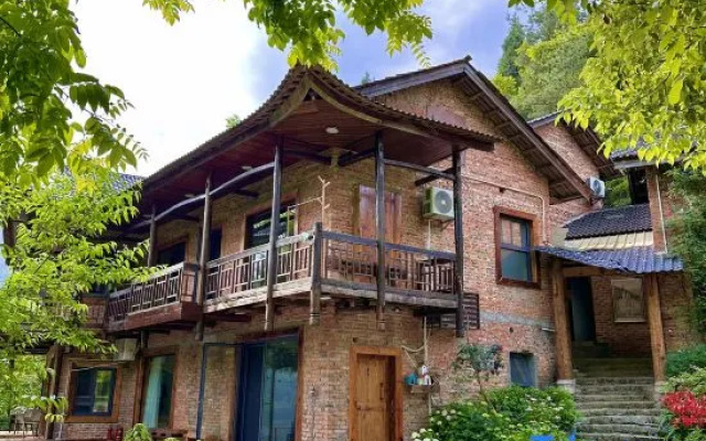 Chaaoxi Alpine Lake Cabin – Exterior – Zhangjiajie