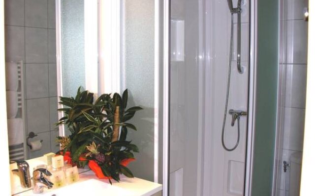 Le Grand-Bec Hôtel Restaurant