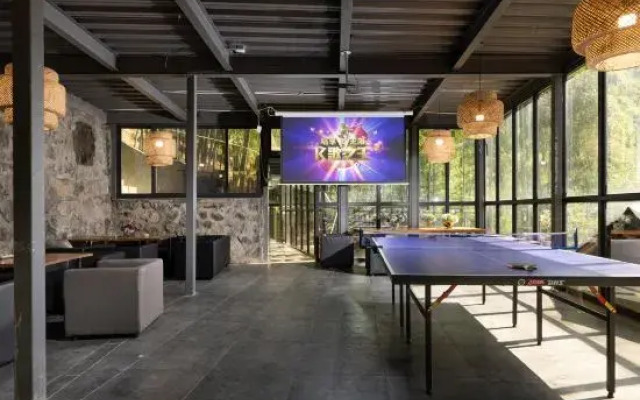 Yinju Shanshui Holiday Hotel
