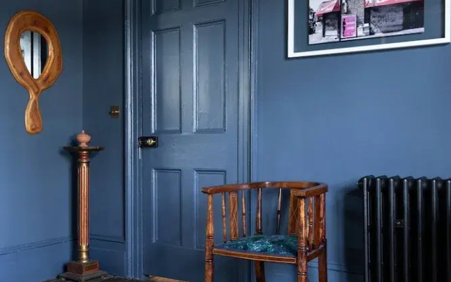Northchurch Terrace by Onefinestay