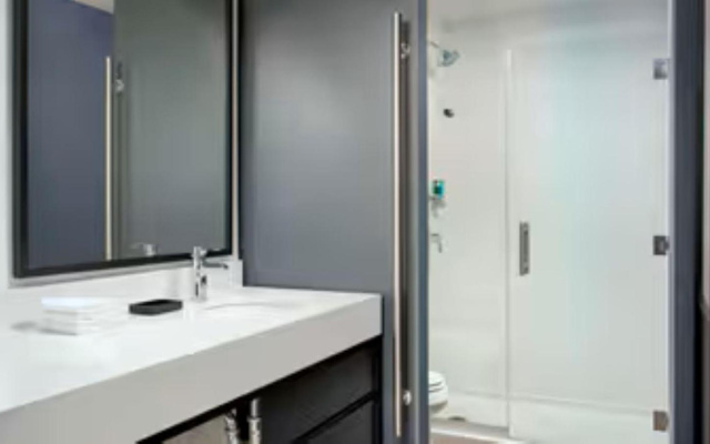 Aloft Omaha West