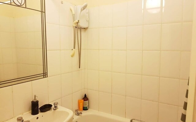 Convenient Clean and Comfortable Flat