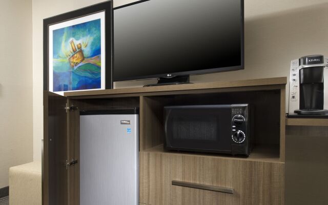 Holiday Inn Express & Suites Annapolis by IHG