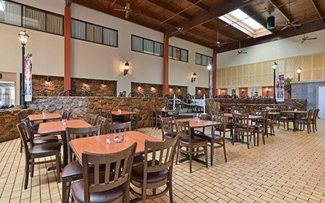 Holiday Inn West Memphis-i-55