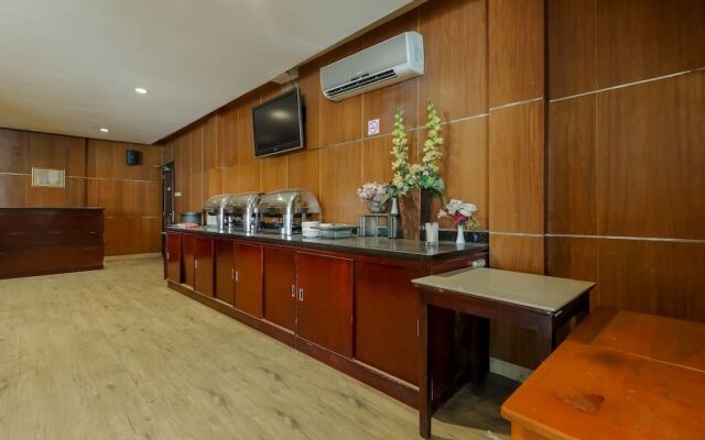 RedDoorz near Palembang Airport