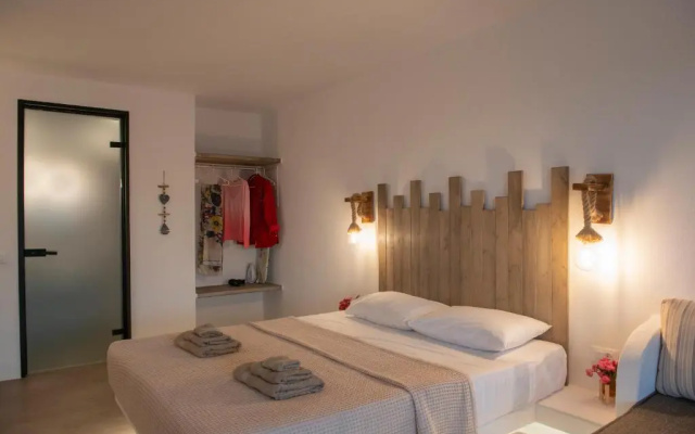 Myrsini's Luxury Suites