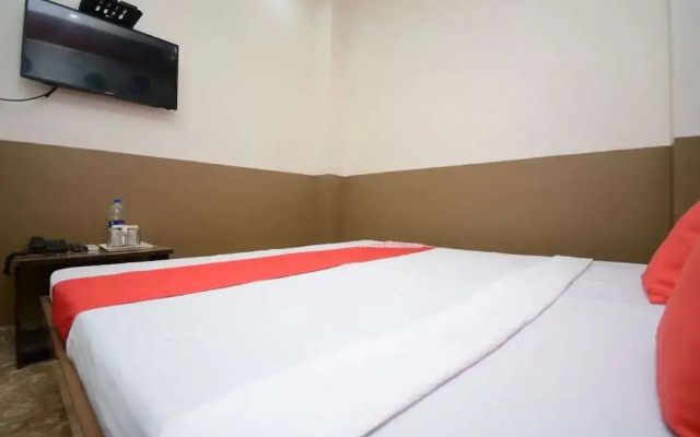 Hotel Indian Ldh By OYO Rooms