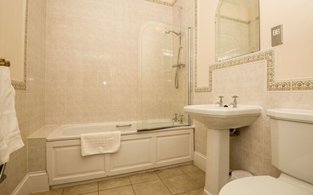 Lynford Hall Hotel