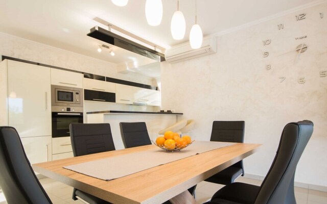 Modernly Equipped Holiday House Near Rovinj With a Private Pool