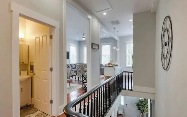 Beautifully Renovated 5 bedroom 5 bath