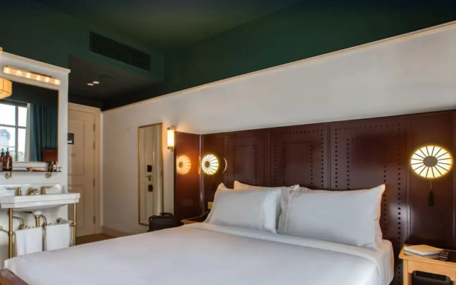 The Chow Kit - an Ormond Hotel