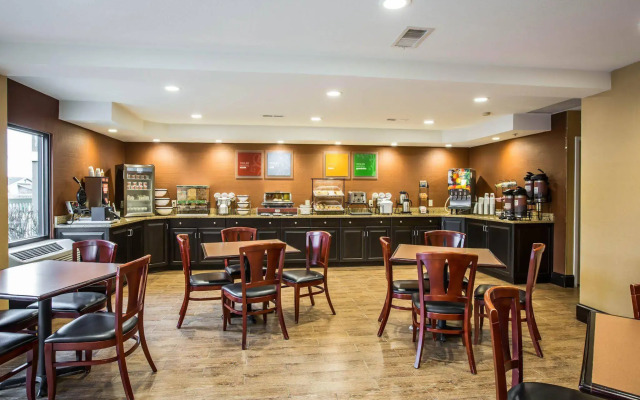 Comfort Inn Biltmore West