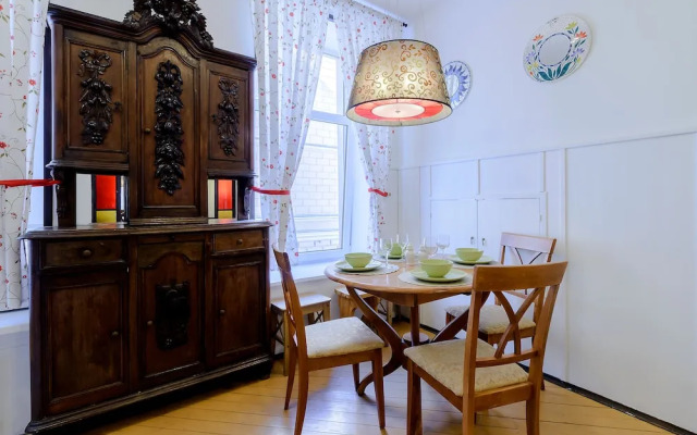 «City of Rivers Кирочная 27»