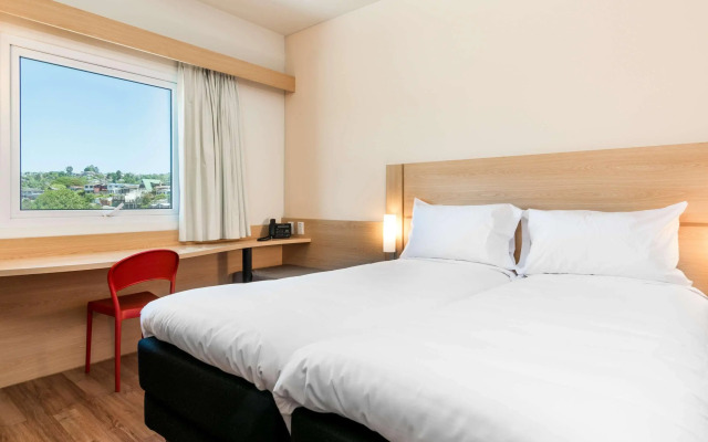 ibis Puerto Montt