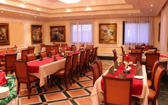 Mercure Grand Golden