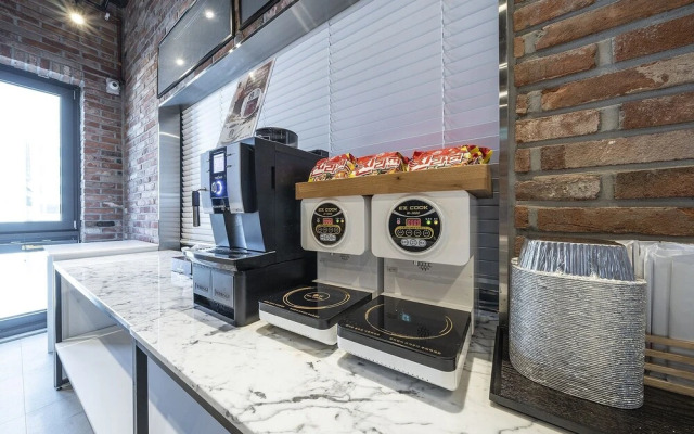 Yongin Brown Dot Yongin Branch
