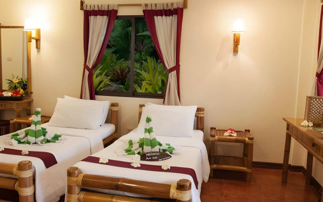 Pura Vida Beach & Dive Resort