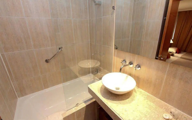 RQ Providencia Suites