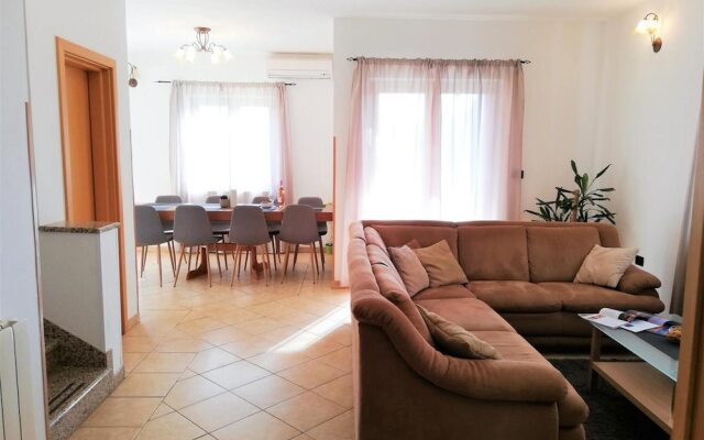 House with 4 Bedrooms in Bale, with Wonderful City View, Enclosed Garden And Wifi - 6 Km From the Beach