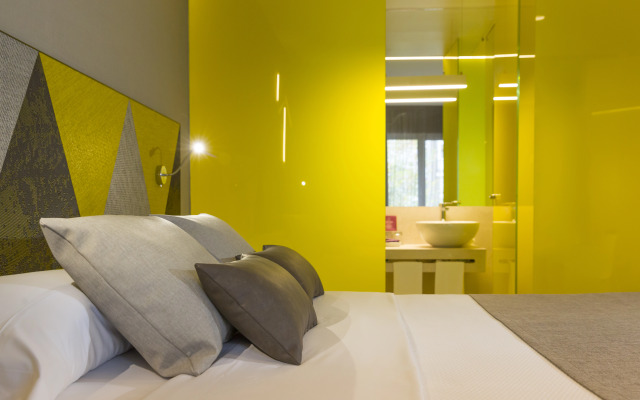 Hotel Macia Sevilla Kubb