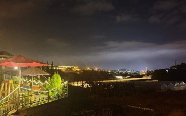 The Train Station Homestay