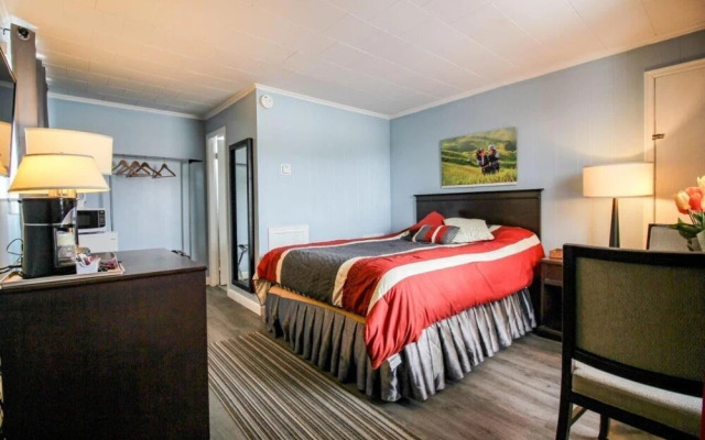 The White Horse Motel