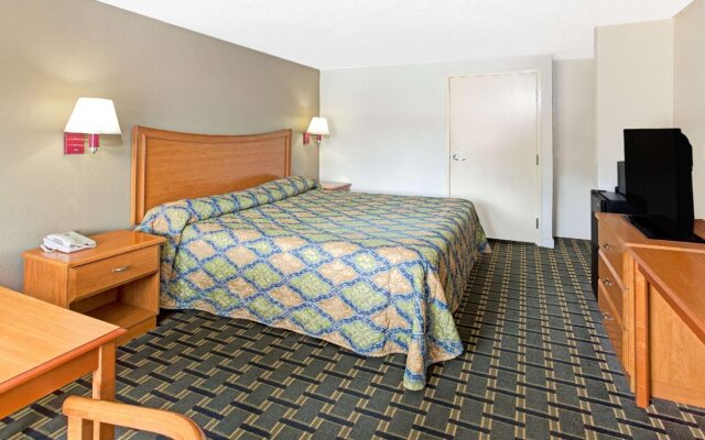 Knights Inn - Cartersville GA