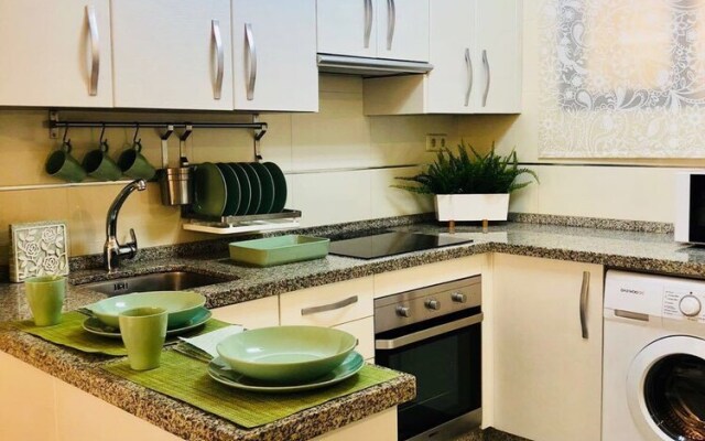 Holidays2Torremolinos La Colina terrace