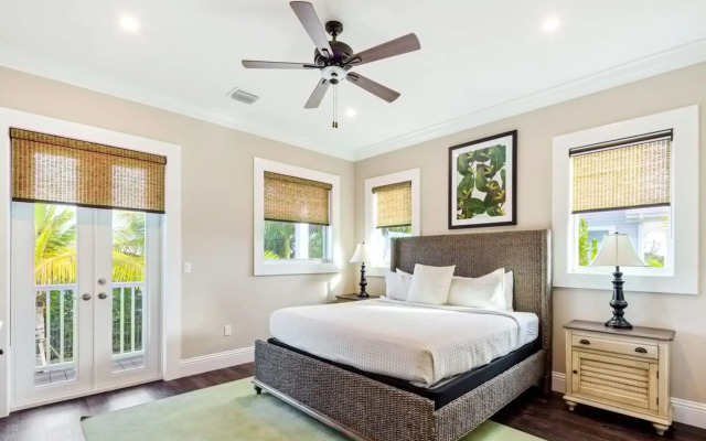 Capmar House   Personal Chauffeur, Key West