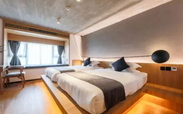 iMEET Chongqing Homestay (Guanyinqiao Pedestrian Street)