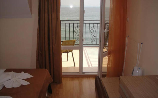 Villa Maria 2