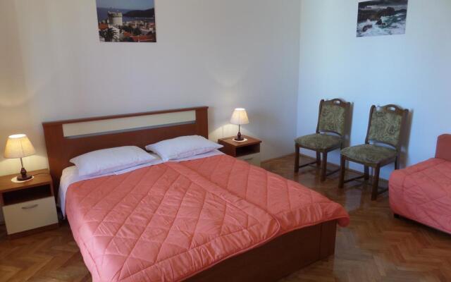 Apartments Kazo