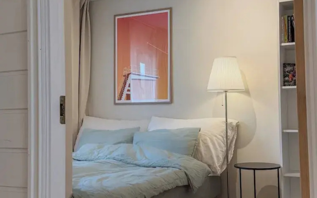 Central Apartment With a View