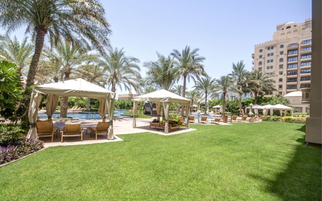 Residence South by Deluxe Holiday Homes