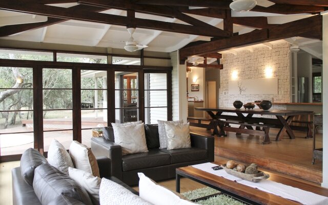 Khangela Private Game Lodge