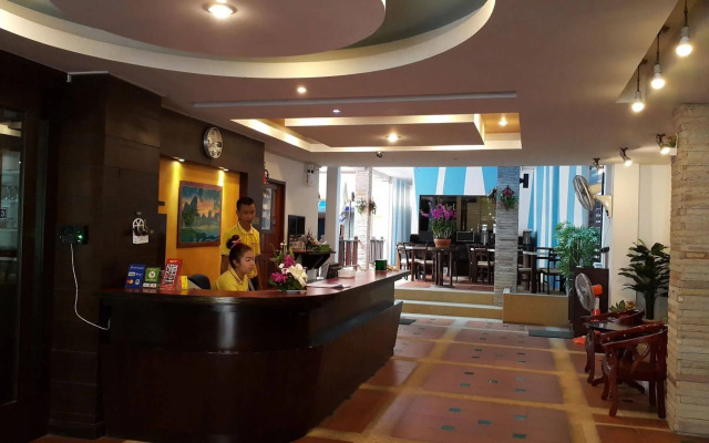 MT Hotel Patong