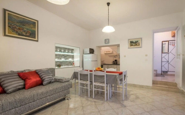 Žana - 30 m From sea - A1