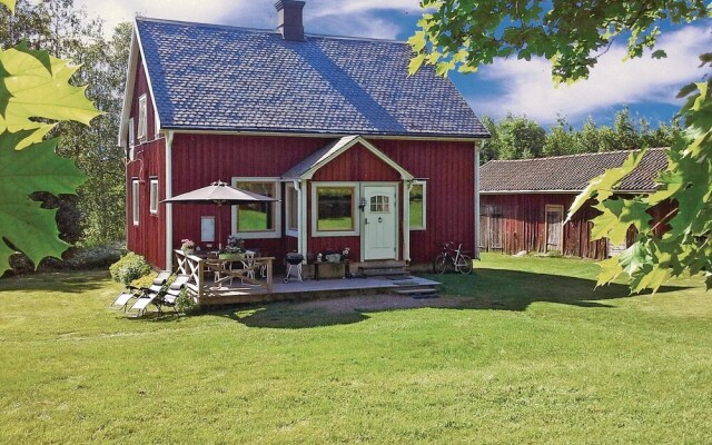 Nice Home in Grythyttan With 3 Bedrooms and Wifi